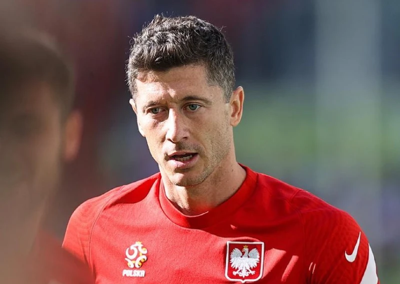Lewandowski rozważał odejście z reprezentacji i przestał śpiewać hymn. Wyjaśnił dlaczego