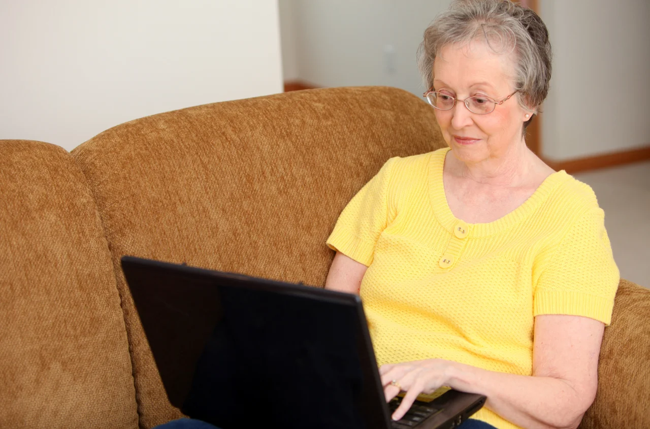 2 przelewy w październiku dla ponad miliona seniorów! ZUS wyjaśnia zmienione zasady i przypomina harmonogram