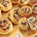 CIASTKA Z CIASTA FRANCUSKIEGO Z MASŁEM ORZECHOWYM, NUTELLĄ I BANANEM