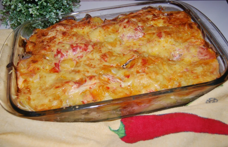 Zapiekanka ziemniaczana z mięsem pieczonym