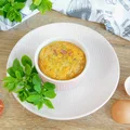 Śniadaniowe muffiny jajeczne z chorizo