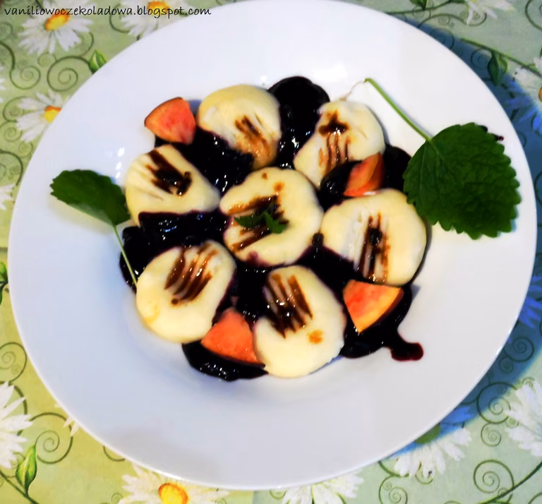 Gnocchi w sosie jagodowym