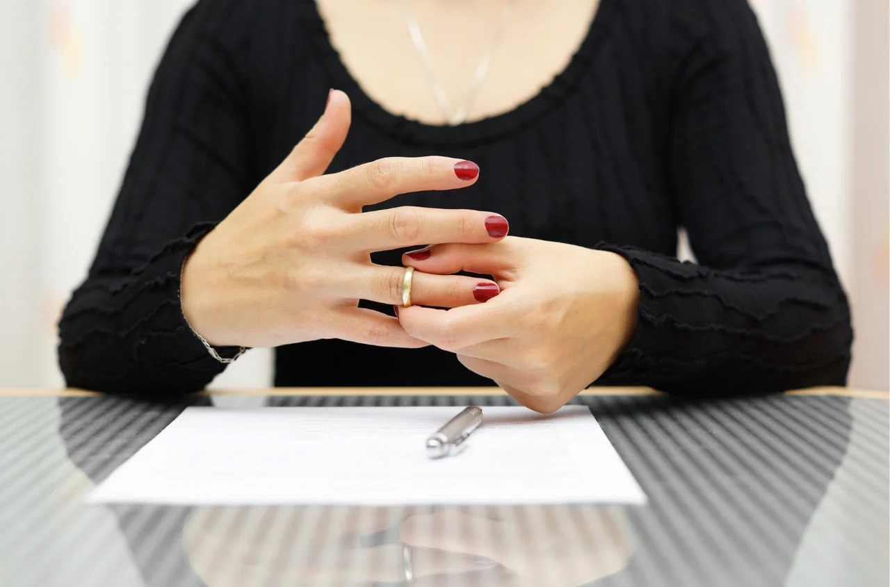 Błyskawiczny rozwód bez udziału sądu?! Projekt rewolucyjnych przepisów został już przyjęty przez rząd