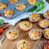 Wytrawne muffinki z kabanosem i warzywami