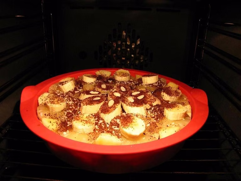 zapiekany : ryż + ananas + jabłka + banany