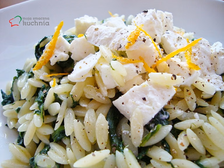 Orzo, szpinak i feta