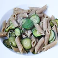 Makaron z cukinią i parmezanem