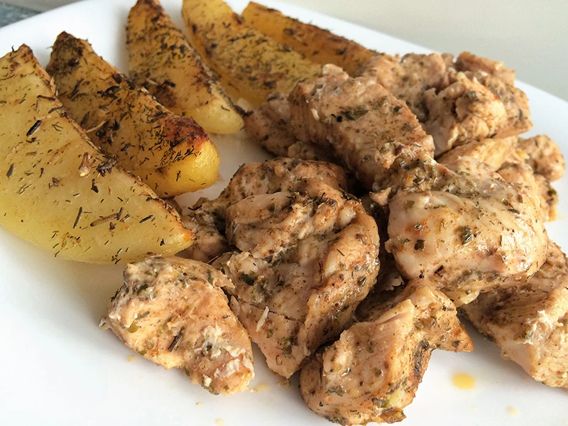 Pieczona pierś kurczaka z przyprawą gyros