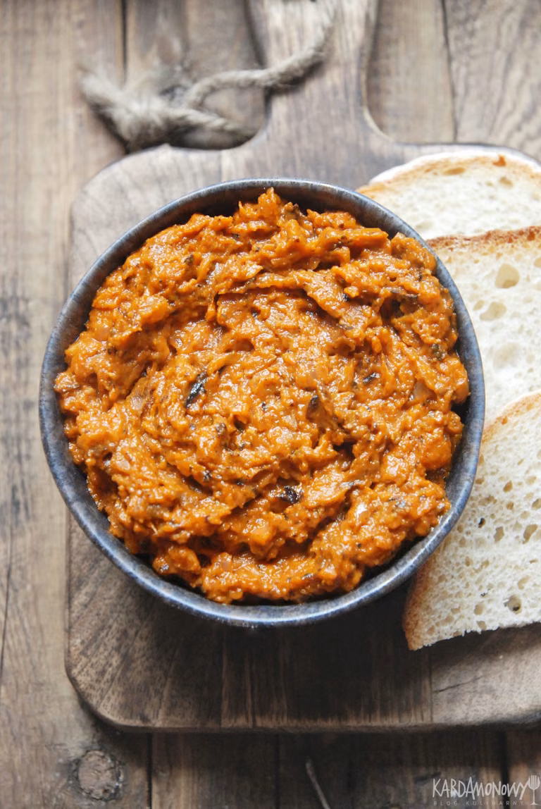 Pasta z grillowanego bakłażana – Kardamonowy