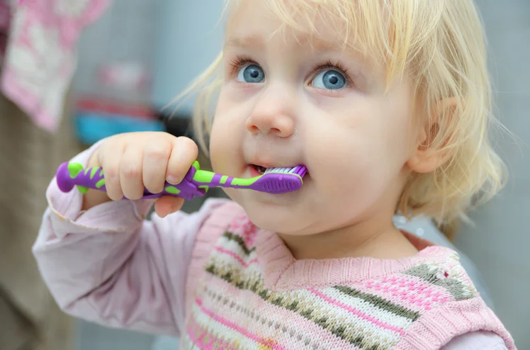 Zdjęcie Czy dzieci w przedszkolu powinny myć zęby? Co na to Ministerstwo Zdrowia? #1