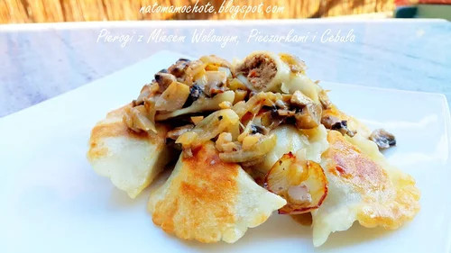 Pierogi z Mięsem Wołowym i Cebulą