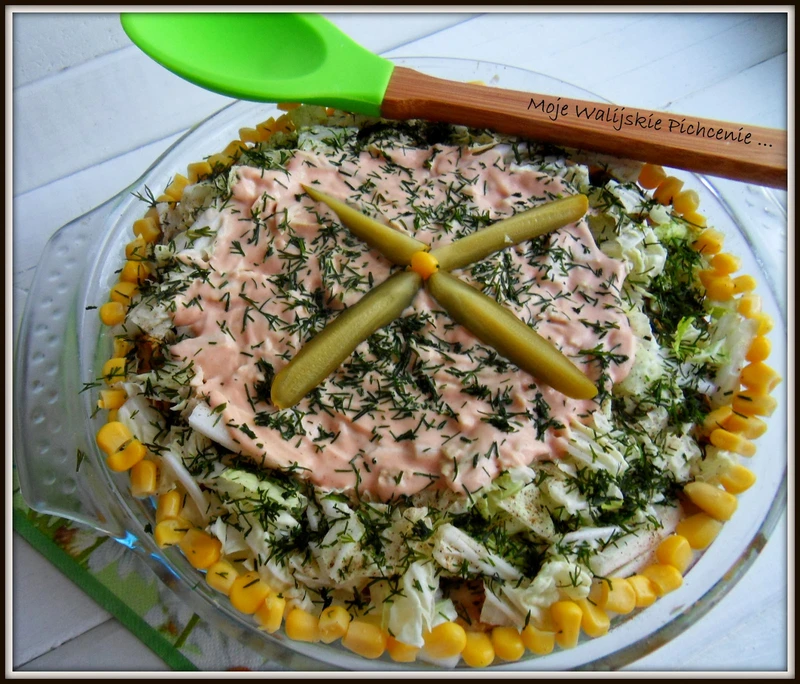 Wiejska sałatka gyros