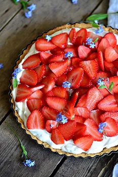 Tarta serowa z truskawkami
