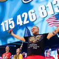 Astronomiczna kwota na 32. Finale WOŚP! Padł rekord? Ile kosztowało najdroższe serduszko?