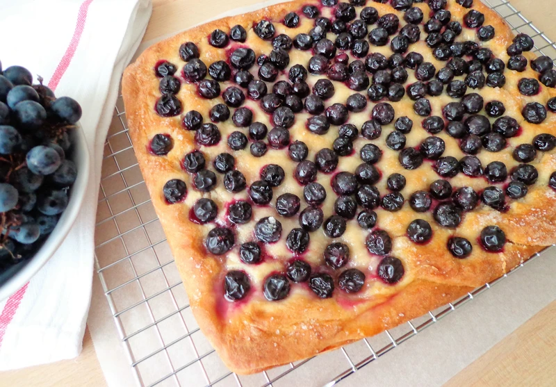 Toskański przysmak: focaccia z winogronami