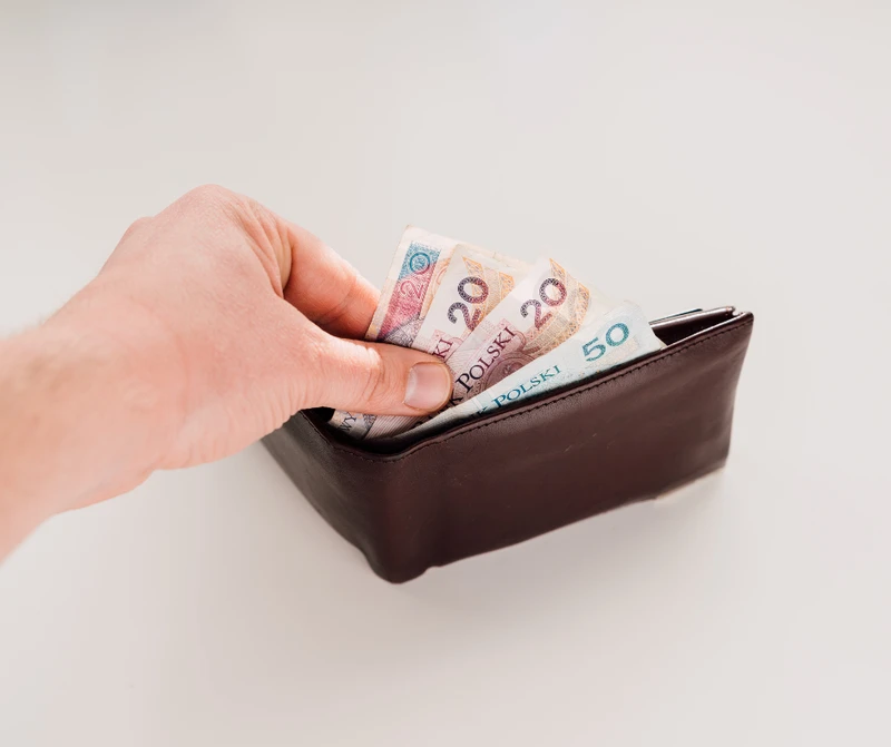 Masz problemy finansowe? Włóż TO do portfela 6 stycznia, a Twój los się odmieni!