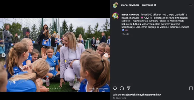 Zdjęcie Oficjalny debiut Marty Nawrockiej. Pierwsza Dama RP wsparła piłkę nożną kobiet! #2