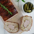Pieczeń z mięsa mielonego z polędwiczką