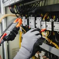 Niewykonany przegląd instalacji elektrycznej w domu? Grożą Ci konsekwencje!