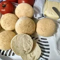 Bułki pszenne z mąką ziemniaczaną