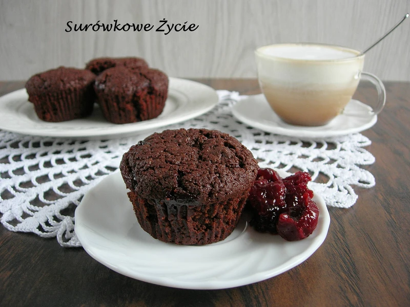 Muffiny czekoladowe z wiśniami prażonymi