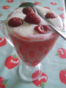FIT Koktajl truskawkowy