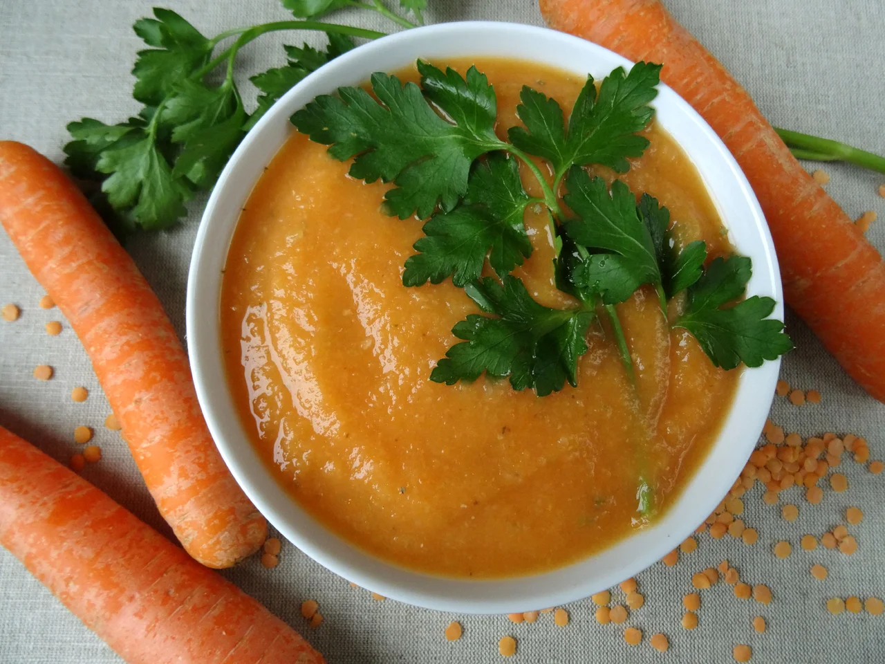Zupa-krem z marchewki i soczewicy