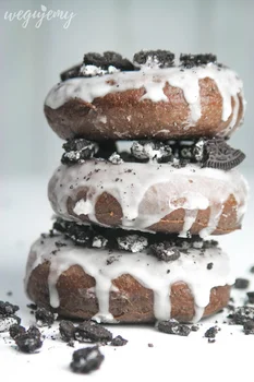 DONATY Z CIASTKAMI OREO