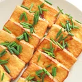Smażone Tofu z Sosem Sojowym