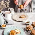 Scones - pełnoziarniste bułeczki na sodzie