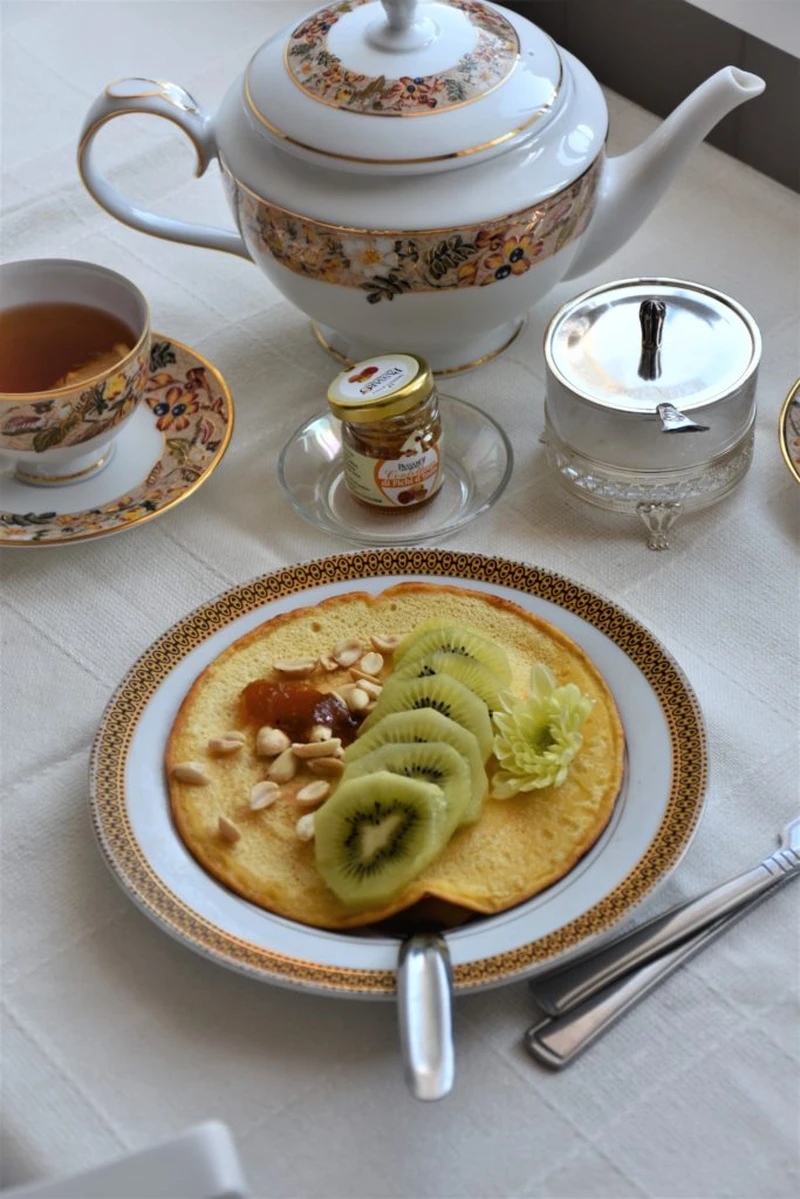 poranny omlet z owocami