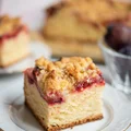 Ciasto drożdżowe ze śliwkami