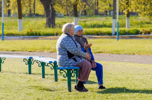 8 dodatków do emerytur i rent! Od marca 2026 wyższe kwoty comiesięcznych świadczeń