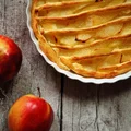 Tarta z jabłkami na cieście francuskim