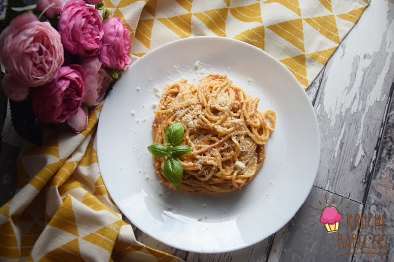 SPAGHETTI AL PESTO TRAPANESE