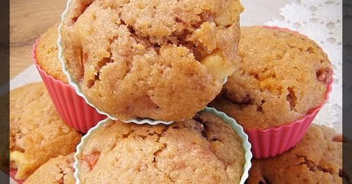 Muffinki z truskawkami i białą czekoladą
