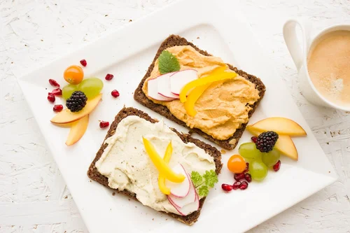 PRAWIDŁOWA DIETA W CIĄŻY - JEDZ DLA DWOJGA A NIE ZA DWOJE
