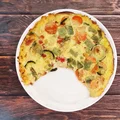 Dietetyczna tarta warzywna z kurczakiem na ziemniakach