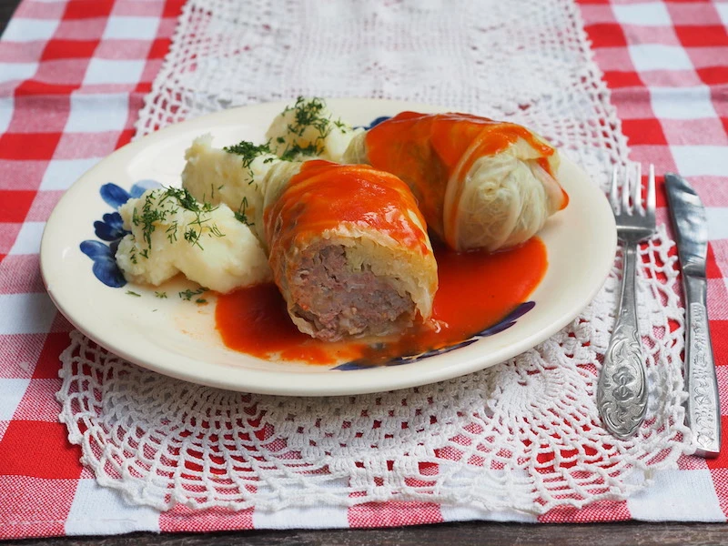 Gołąbki z kapusty włoskiej. Przepis krok po kroku