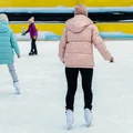 Zniżki i ulgi na ferie zimowe dla uczniów! MEN wydało komunikat i przypomina, jak można zaoszczędzić