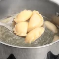 Co się dzieje, gdy NIE posolisz wody na pierogi?