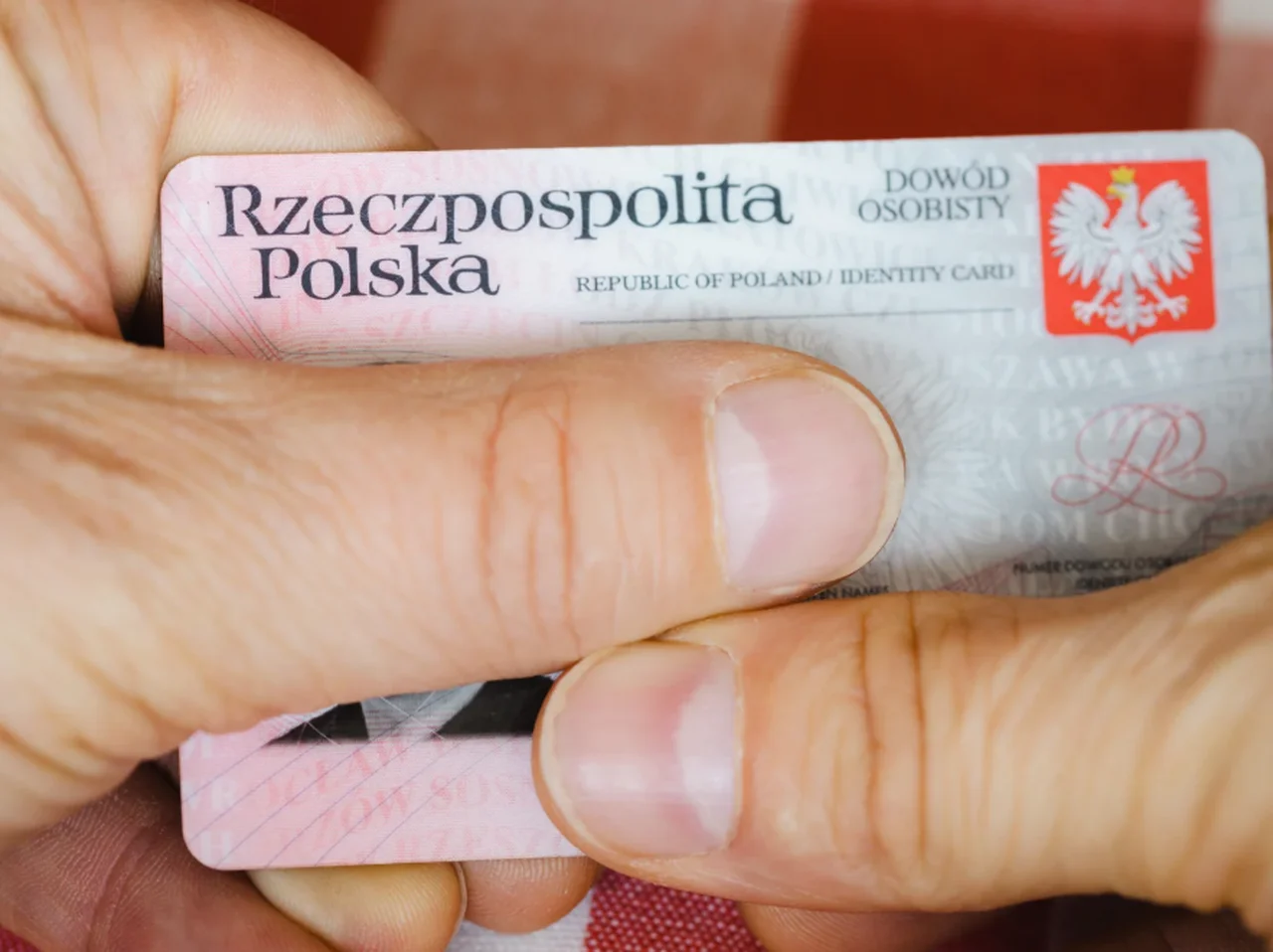 Nadchodzi rewolucja w dowodach osobistych! Banki zyskają większe uprawnienia i powstanie nowy rejestr