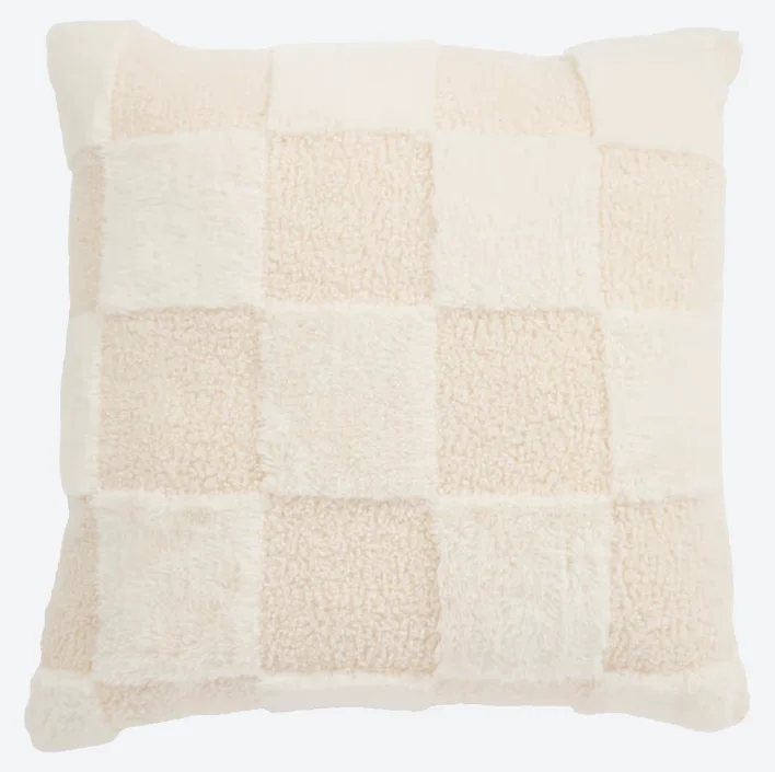 Zdjęcie Nowe poduszki  boho z Action za 19,95 zł zrobią efekt wow w salonie! Nawet stara wysłużona kanapa nabierze uroku #3