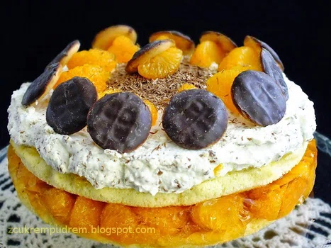 tort pomarańczowy straciatella