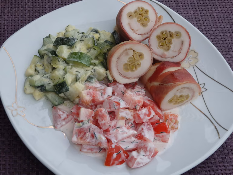 Roladki drobiowe z fasolką szparagową
