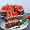 Bezmączny torcik z kremem czekoladowym i truskawkami (bez cukru, bez glutenu, bez mleka)