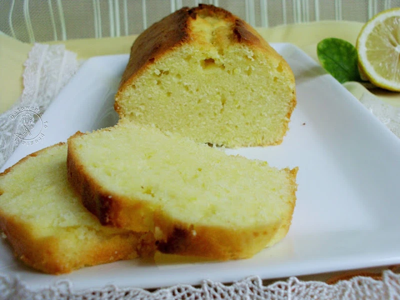 Wilgotna Babka Cytrynowa