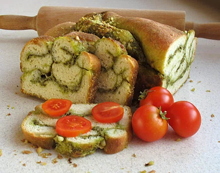 Chlebek z pesto