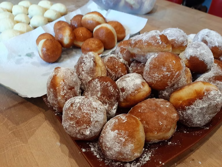 Tradycyjne pączki - bardzo stary przepis