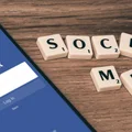 Czy Facebook sprzedaje?